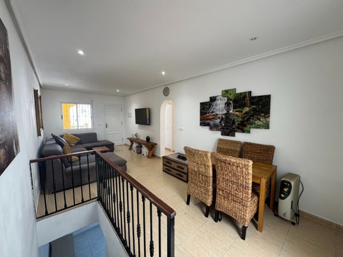 Image No.16-4 Bed Property for sale