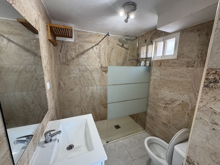 Image No.25-4 Bed Property for sale