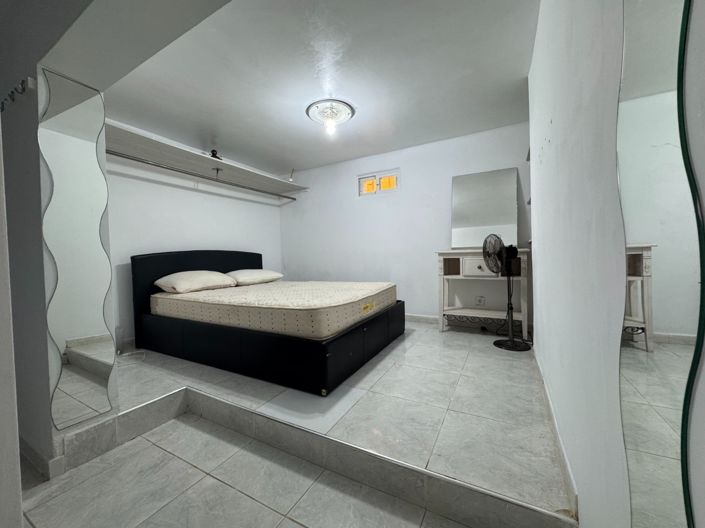 Image No.26-4 Bed Property for sale