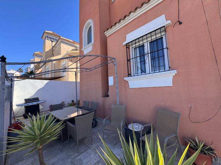 Image No.5-3 Bed Villa for sale