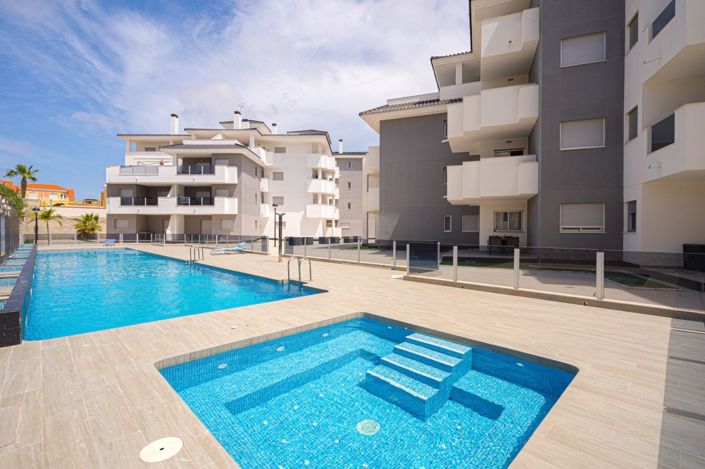 Image No.1-Appartement de 2 chambres à vendre à Villamartin