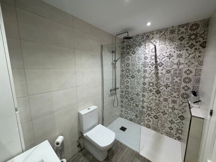 Image No.15-2 Bed Apartment for sale