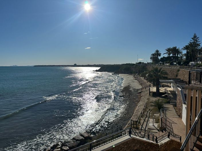 Image No.30-Appartement de 2 chambres à vendre à Punta Prima