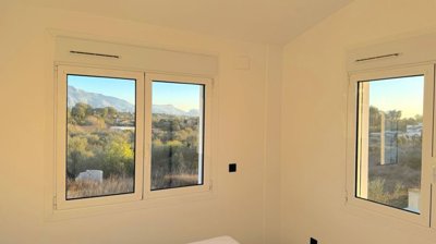 o1jgeujo3l1jg2bgl17c8tg2l364b