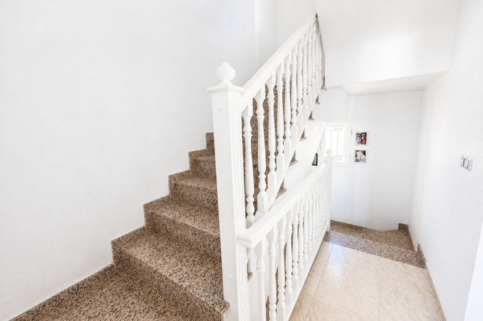 Image No.17-3 Bed Townhouse for sale
