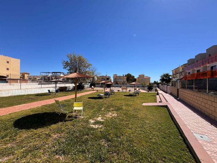 Image No.34-3 Bed Townhouse for sale