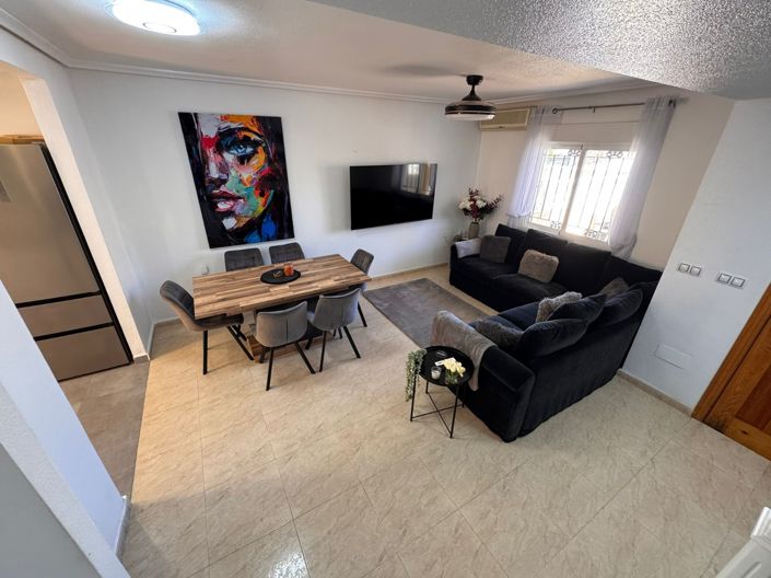 Image No.6-3 Bed Townhouse for sale