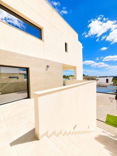 Image No.4-4 Bed Villa for sale