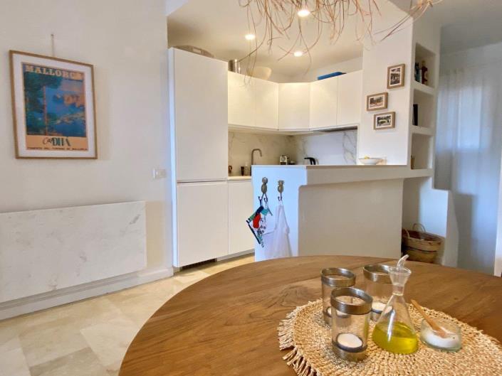 Image No.11-1 Bed Apartment for sale