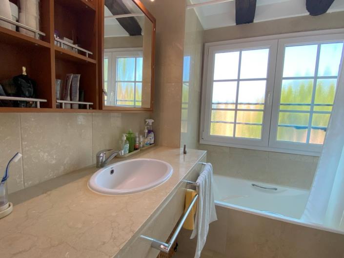 Image No.16-2 Bed Apartment for sale