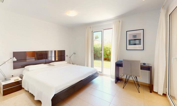 Image No.7-3 Bed Semi-Detached for sale