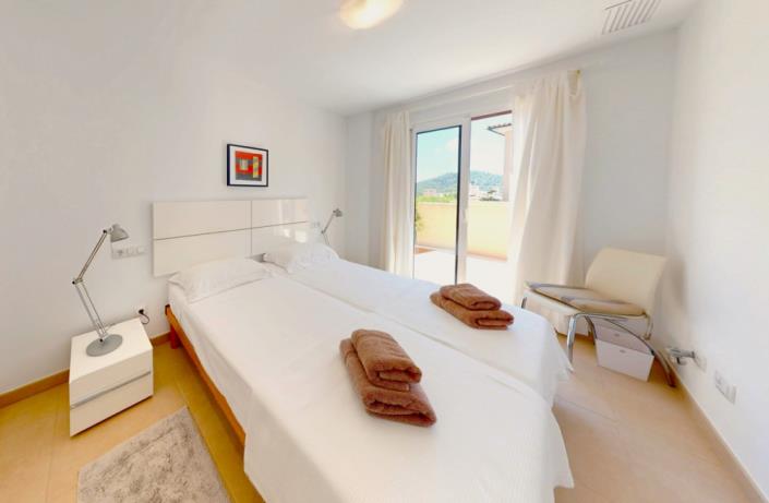 Image No.10-3 Bed Semi-Detached for sale