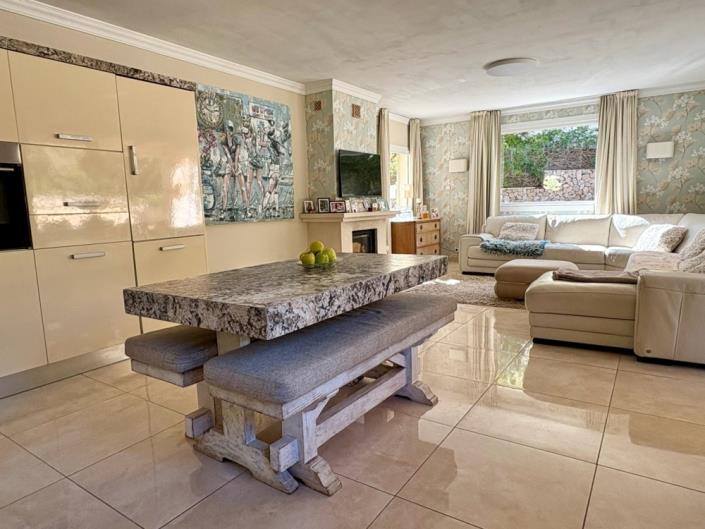 Image No.4-4 Bed House/Villa for sale