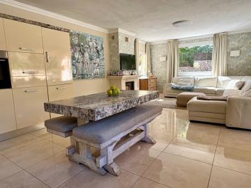 c75eb2d8-9644-4134-8ba8-cd3d008ca777