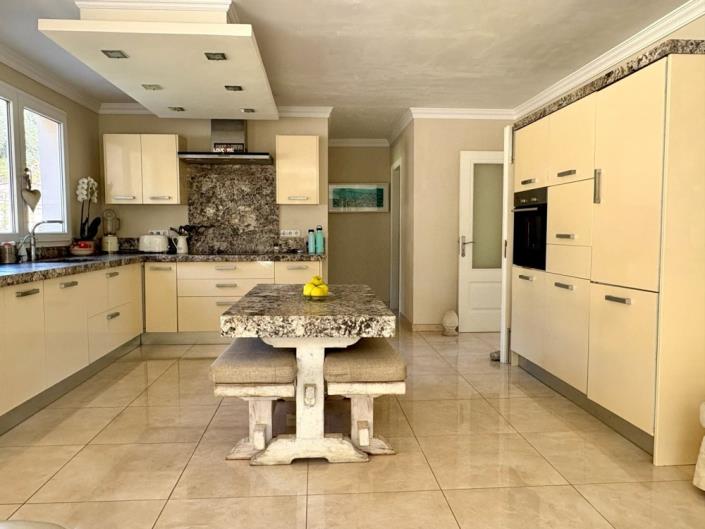 Image No.6-4 Bed House/Villa for sale