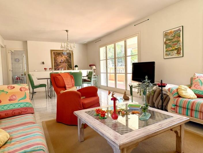 Image No.2-3 Bed House/Villa for sale