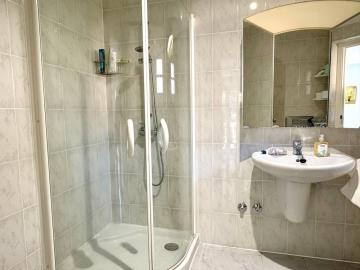 22a3c5fd-bf3d-4aa9-9a16-1ab5d48f4310