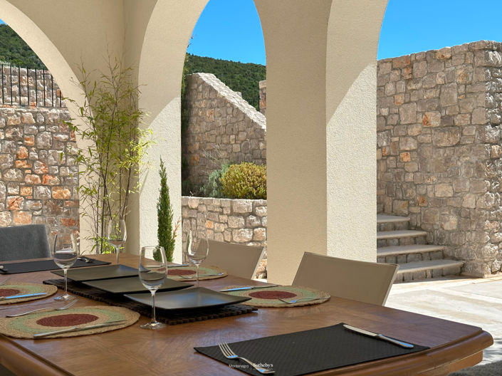 Image No.25-7 Bed Villa for sale