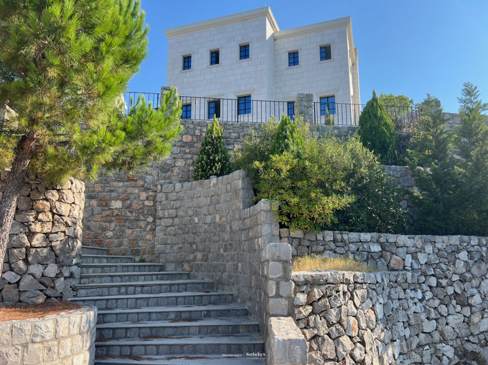 Image No.5-Villa de 7 chambres à vendre à Monténégro