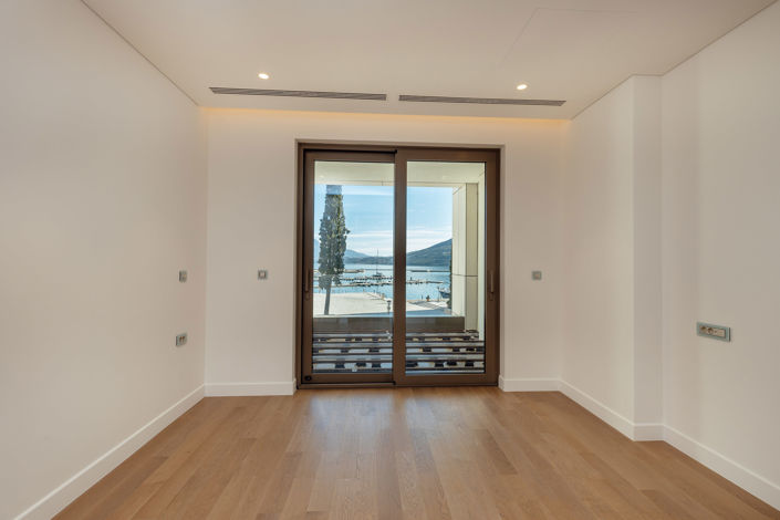 Image No.11-1 Bed Apartment for sale