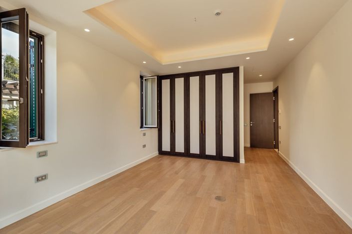 Image No.14-3 Bed Villa for sale