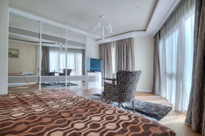 Image No.17-3 Bed Apartment for sale