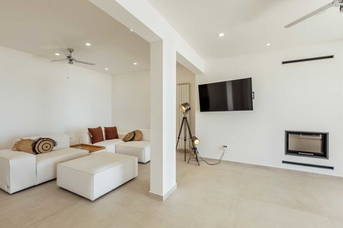 Image No.19-Villa de 4 chambres à vendre à Podi