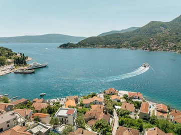 Villa de 4 chambres à vendre à Tivat