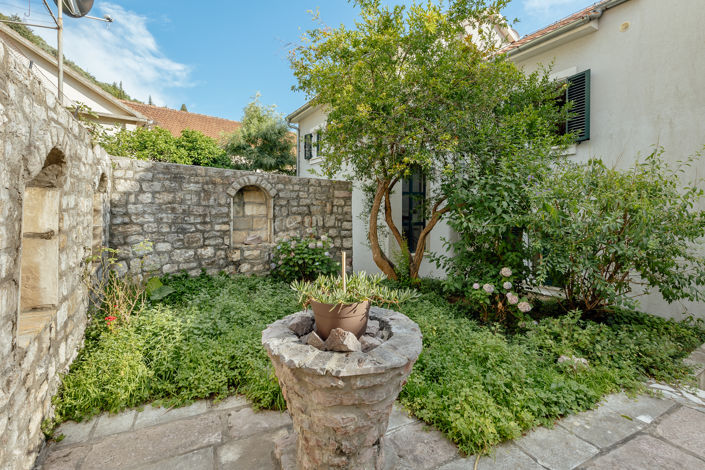 Image No.19-Villa de 4 chambres à vendre à Tivat