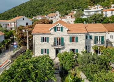 1-tivat-lepetane-authentic-stone-villa-on-the