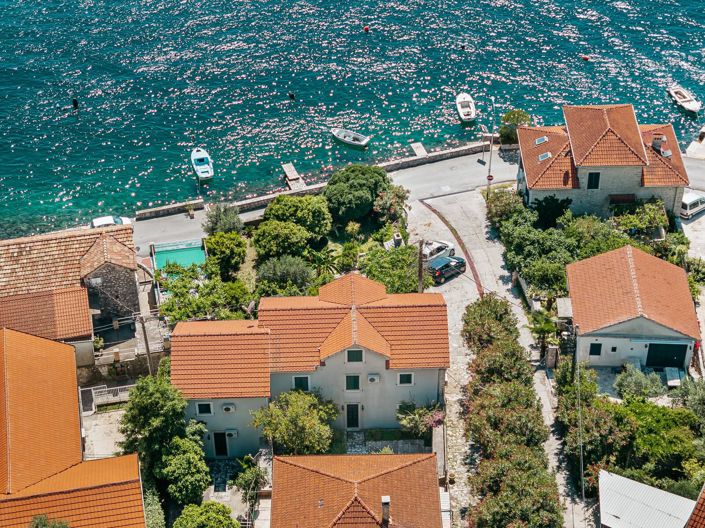 Image No.3-Villa de 4 chambres à vendre à Tivat