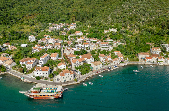 Image No.5-Villa de 4 chambres à vendre à Tivat