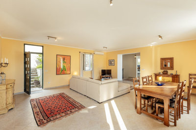 5-tivat-lepetane-authentic-stone-villa-on-the