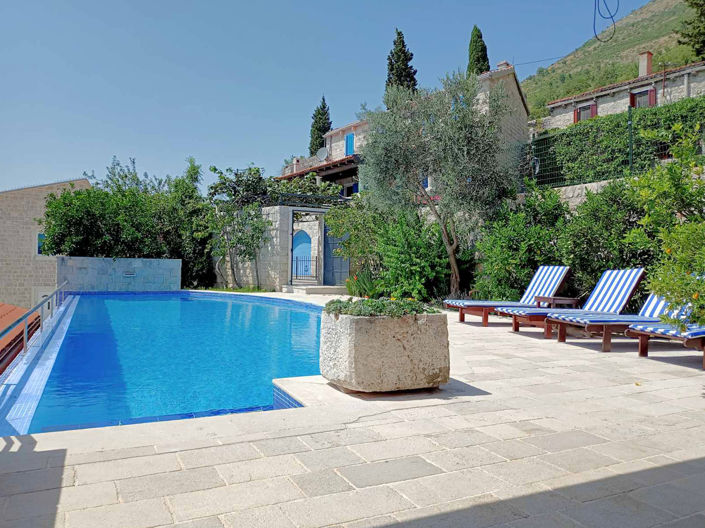 Image No.15-5 Bed Villa for sale