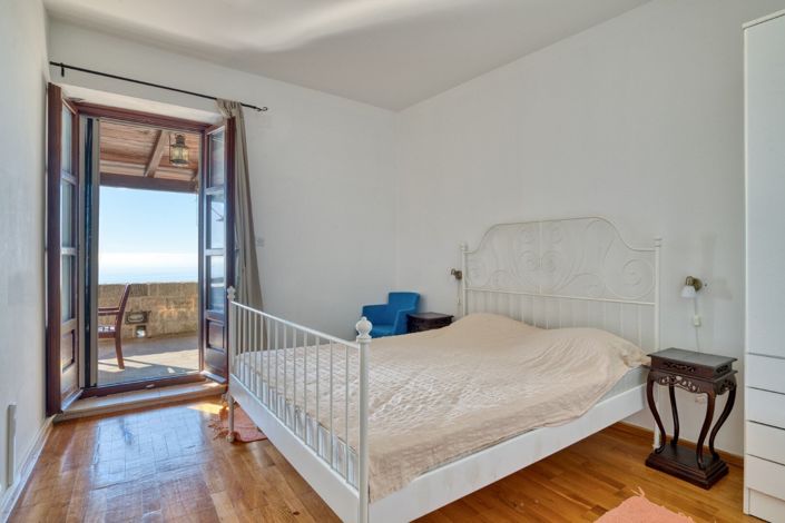 Image No.8-5 Bed Villa for sale