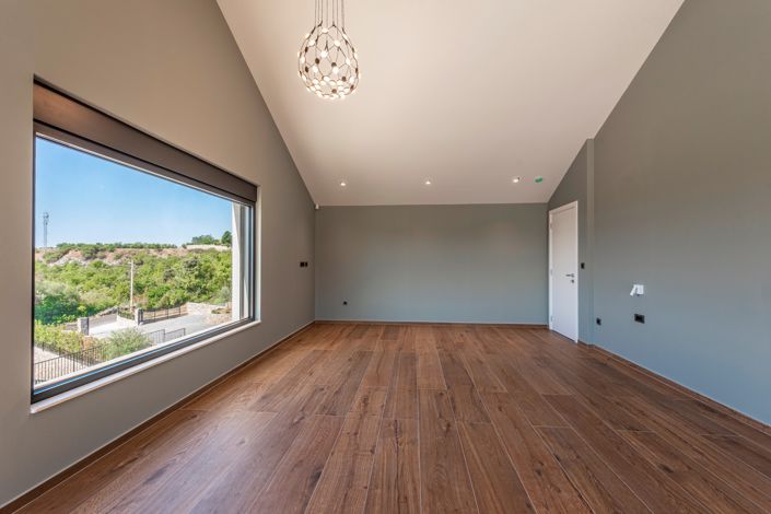 Image No.23-6 Bed Villa for sale