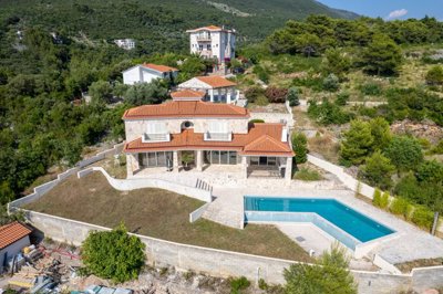 2-herceg-novi-zanjice-villa-with-pool-and-pan
