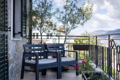 11-tivat-krasici-three-bedroom-duplex-apartme