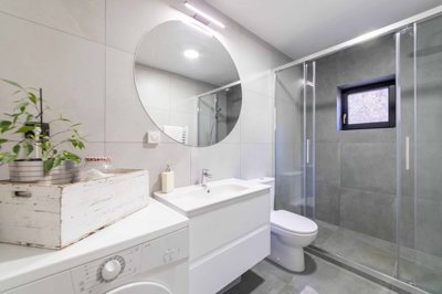 14-tivat-krasici-three-bedroom-duplex-apartme