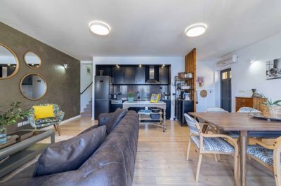 6-tivat-krasici-three-bedroom-duplex-apartmen