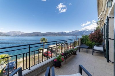 9-tivat-krasici-three-bedroom-duplex-apartmen