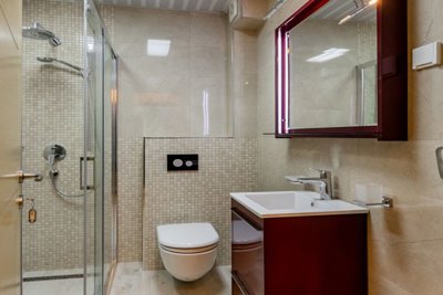 12-luxury-penthouse-apartment-near-the-sea-mi