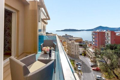 1a-luxury-penthouse-apartment-near-the-sea-mi