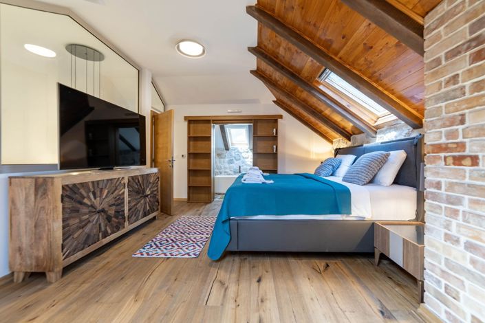 Image No.21-3 Bed House for sale