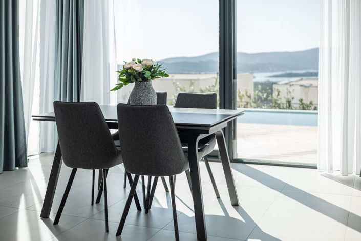 Image No.8-4 Bed Villa for sale