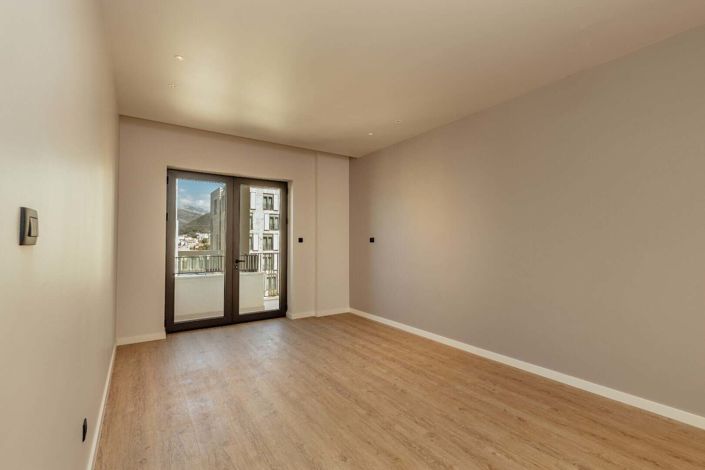 Image No.3-Appartement de 1 chambre à vendre à Tivat