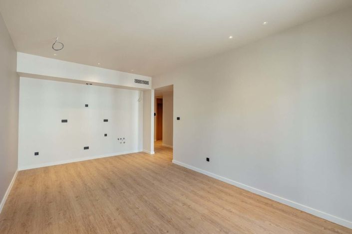 Image No.4-Appartement de 1 chambre à vendre à Tivat