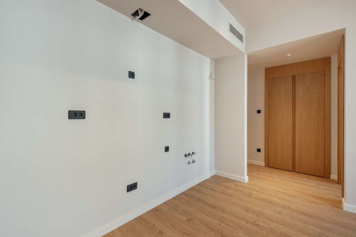 Image No.6-Appartement de 1 chambre à vendre à Tivat