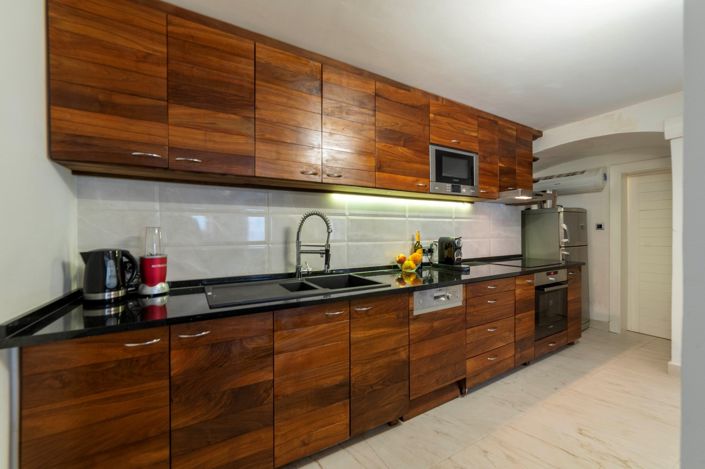 Image No.10-4 Bed House for sale