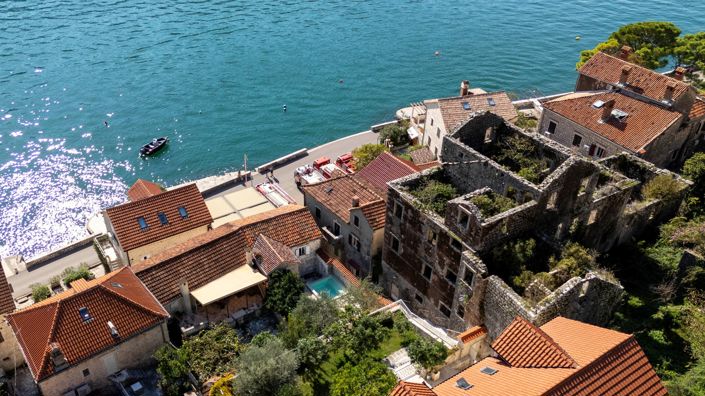 Image No.24-4 Bed House for sale